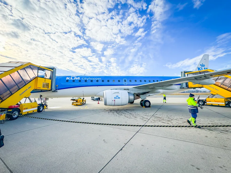 Embraer E190