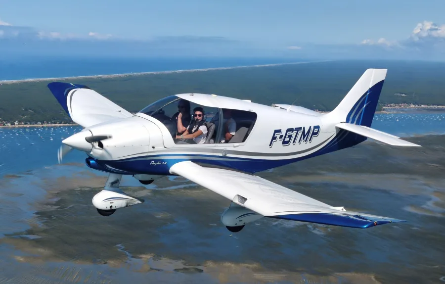 Robin DR400